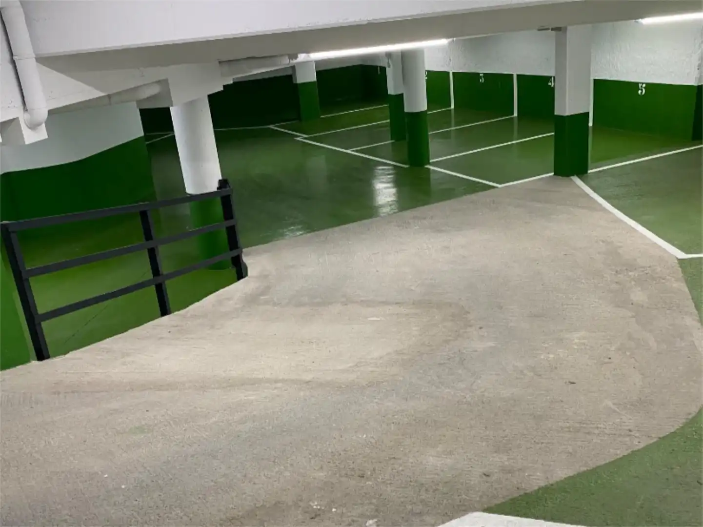 Garage zur Miete in Carrer de Simancas, 16, Pubilla Cases Parkplatz von Garage zur Miete in L'Hospitalet de Llobregat