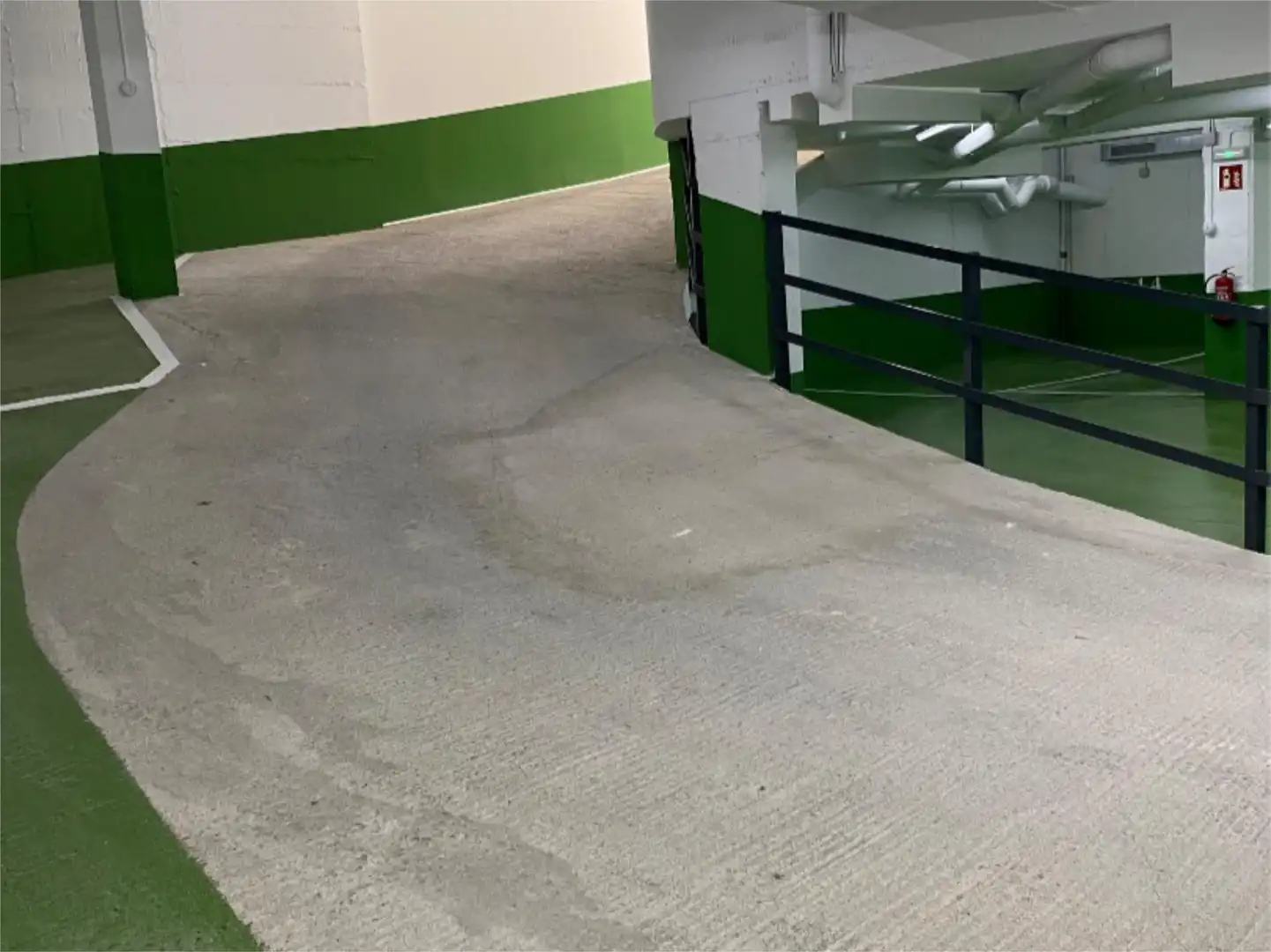 Garage zur Miete in Carrer de Simancas, 16, Pubilla Cases Garage zur Miete in L'Hospitalet de Llobregat