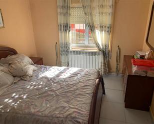 Bedroom of Single-family semi-detached for sale in Gordoncillo  with Heating, Furnished and Oven