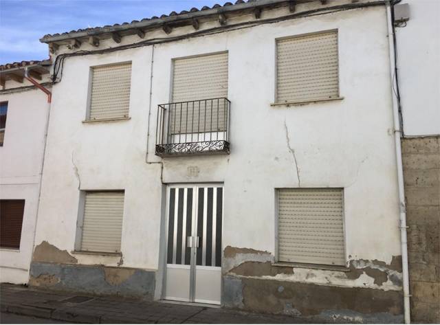 Casa adosada en Venta en Calle Arija Merino, 18 en Carrión de los Condes