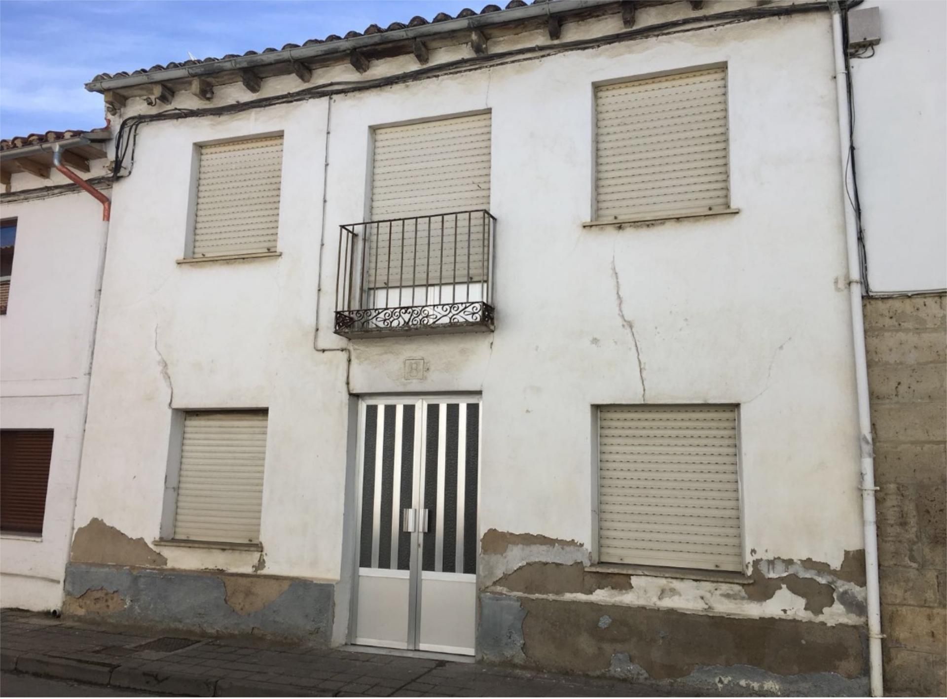Vista exterior de Casa adosada en venda en Carrión de los Condes