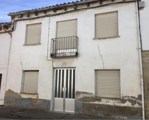 Vista exterior de Casa adosada en venda en Carrión de los Condes