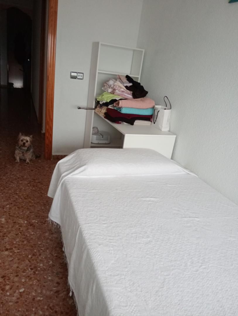 Pis en venda a Avinguda Nou D'octubre, 22, Canals Dormitori de Pis en venda en Canals