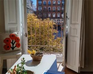 Balcony of Flat to rent in  Madrid Capital  with Air Conditioner, Heating and Parquet flooring