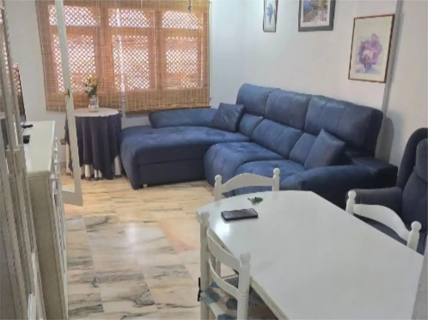 Piso en venta en Avenida Santiago Bernabéu, 42, Calas Santiago Bernabéu Sala de estar de Piso en venta en Santa Pola con Aire acondicionado, Piscina y Balcón