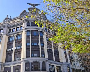 Vista exterior de Pis en venda en Donostia - San Sebastián  amb Aire condicionat