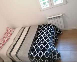 Bedroom of Flat to share in  Madrid Capital  with Heating, Furnished and Oven