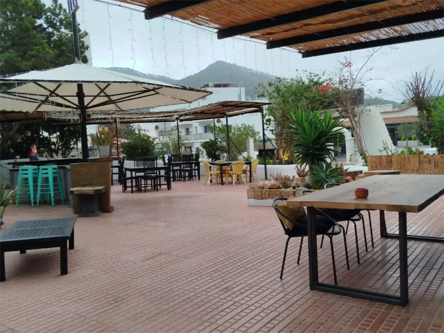 Terrace of Commercial properties for sale in Santa Eulària des Riu