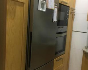 Kitchen of Flat to rent in  Madrid Capital  with Air Conditioner, Heating and Terrace