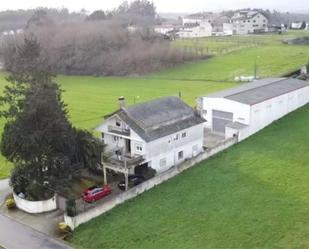 Vista exterior de Casa o xalet en venda en Boqueixón amb Calefacció, Jardí privat i Parquet