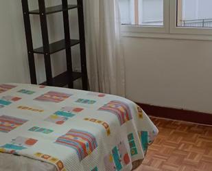 Bedroom of Flat to share in Santander  with Parquet flooring, Furnished and Oven