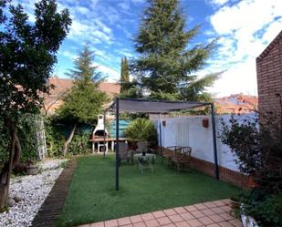 Garden of Single-family semi-detached for sale in Fuenlabrada  with Air Conditioner and Swimming Pool