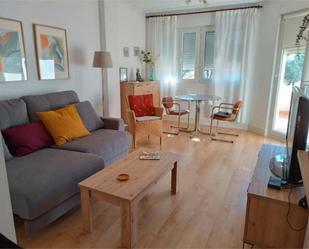 Sala d'estar de Apartament de lloguer en Miengo amb Calefacció, Jardí privat i Terrassa