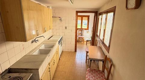 Foto 4 de Casa adosada en venda a Calle Baja, 6, Angüés, Huesca