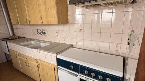 Foto 3 de Casa adosada en venda a Calle Baja, 6, Angüés, Huesca