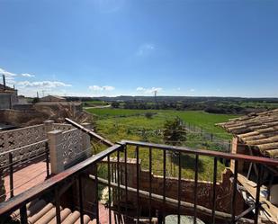 Jardí de Casa adosada en venda en Angüés amb Terrassa, Traster i Moblat