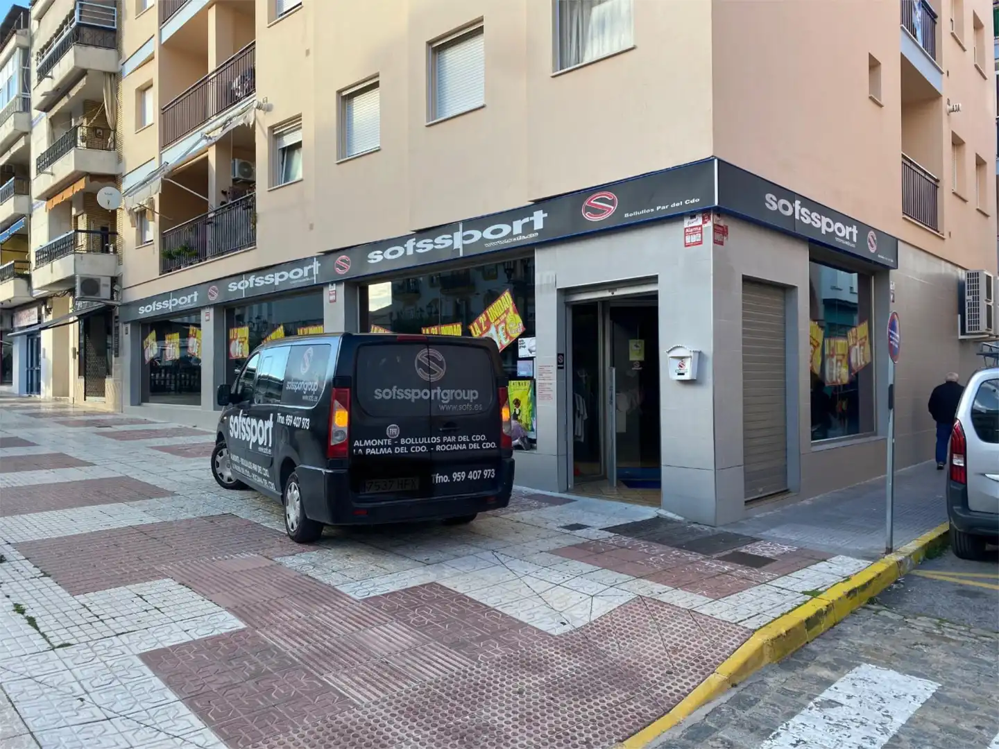 Geschaftsraum zur Miete in Calle Mariano Ayala, Bollullos Par del Condado Geschaftsraum zur Miete in Bollullos Par del Condado mit Klimaanlage und Heizung