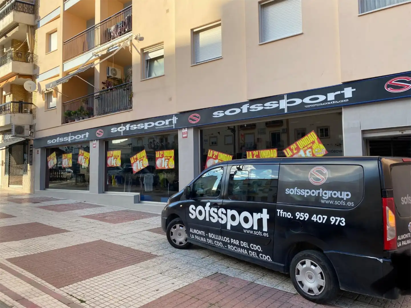 Geschaftsraum zur Miete in Calle Mariano Ayala, Bollullos Par del Condado Geschaftsraum zur Miete in Bollullos Par del Condado mit Klimaanlage und Heizung
