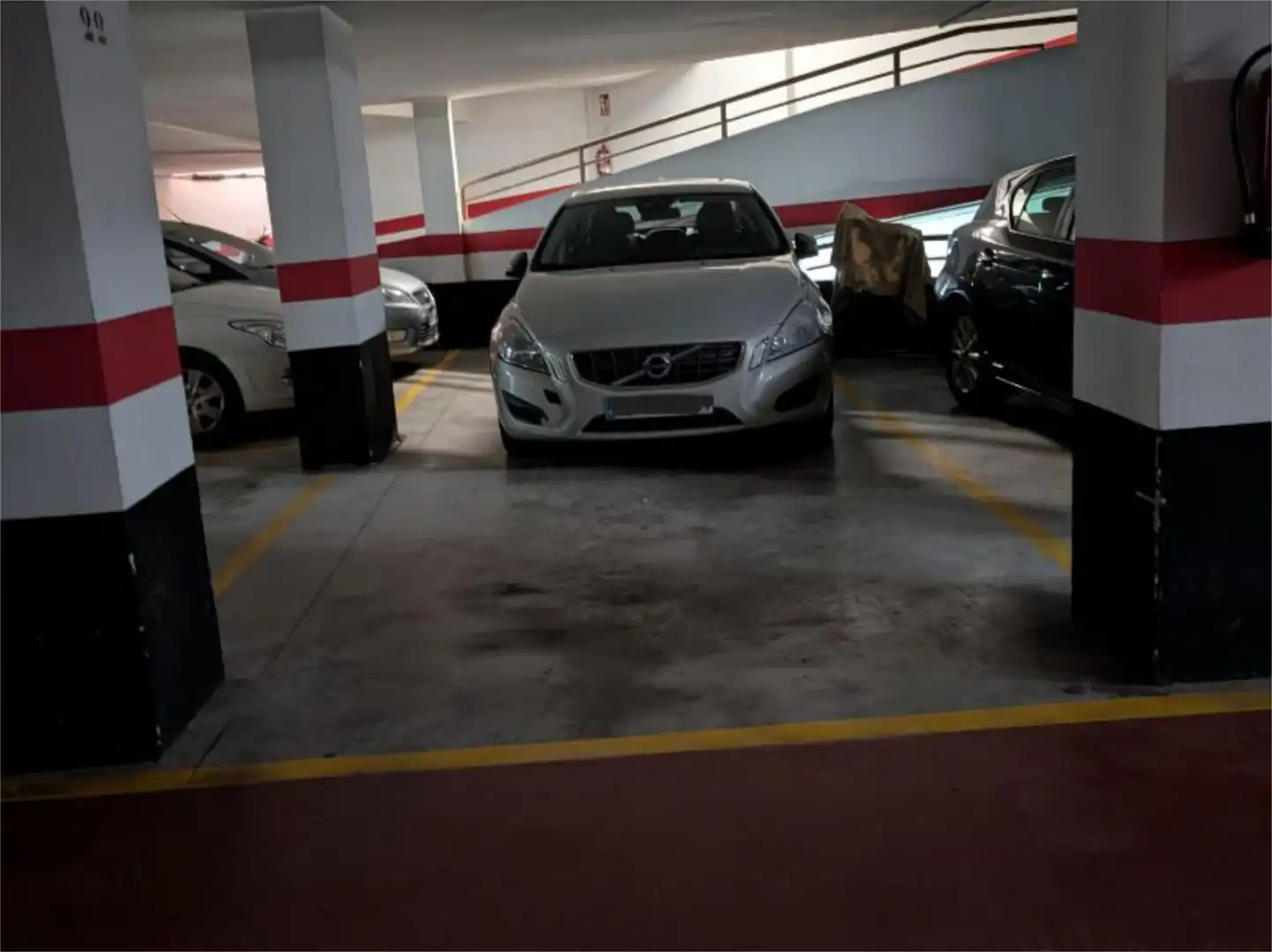 Garaje de alquiler en Carrer de la Vall de la Ballestera, 9, Barrio de Campanar Parking de Garaje de alquiler en Valencia