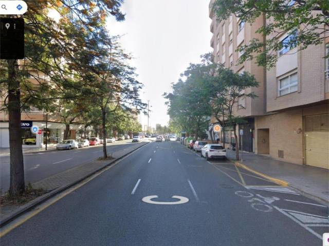 Garaje en Alquiler en Carrer de la Vall de la Ballestera, 9 en Barrio de Campanar