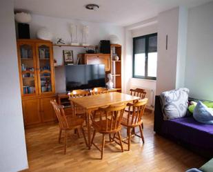 Living room of Flat to rent in Salamanca Capital  with Heating, Parquet flooring and Furnished