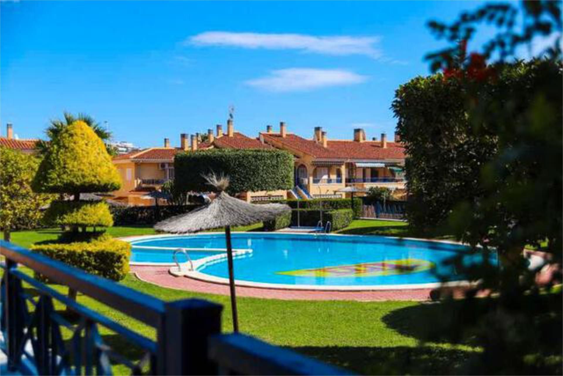 Jardí de Apartament en venda en Santa Pola amb Terrassa i Piscina