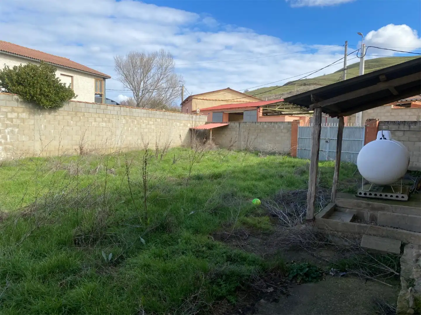 Casa o chalet en venta en Calle la Reguera, 15, Villasabariego Casa o chalet en venta en Villasabariego con Calefacción, Jardín privado y Parquet