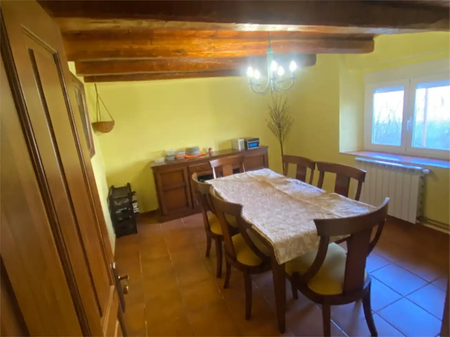 Casa o chalet en venta en Calle la Reguera, 15, Villasabariego Comedor de Casa o chalet en venta en Villasabariego con Calefacción, Jardín privado y Parquet
