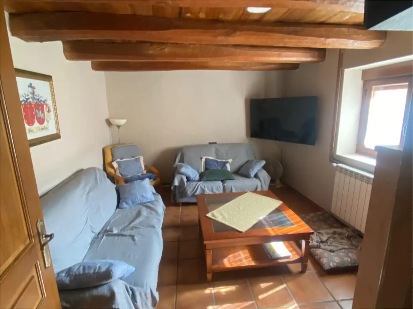 Casa o chalet en venta en Calle la Reguera, 15, Villasabariego Sala de estar de Casa o chalet en venta en Villasabariego con Calefacción, Jardín privado y Parquet