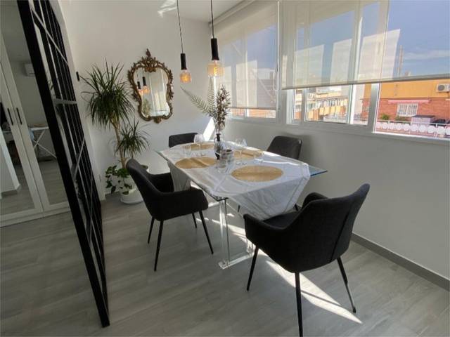 Dúplex en Venta en Calle de la Virgen de la Almudena, 4 en Colonia Madrid