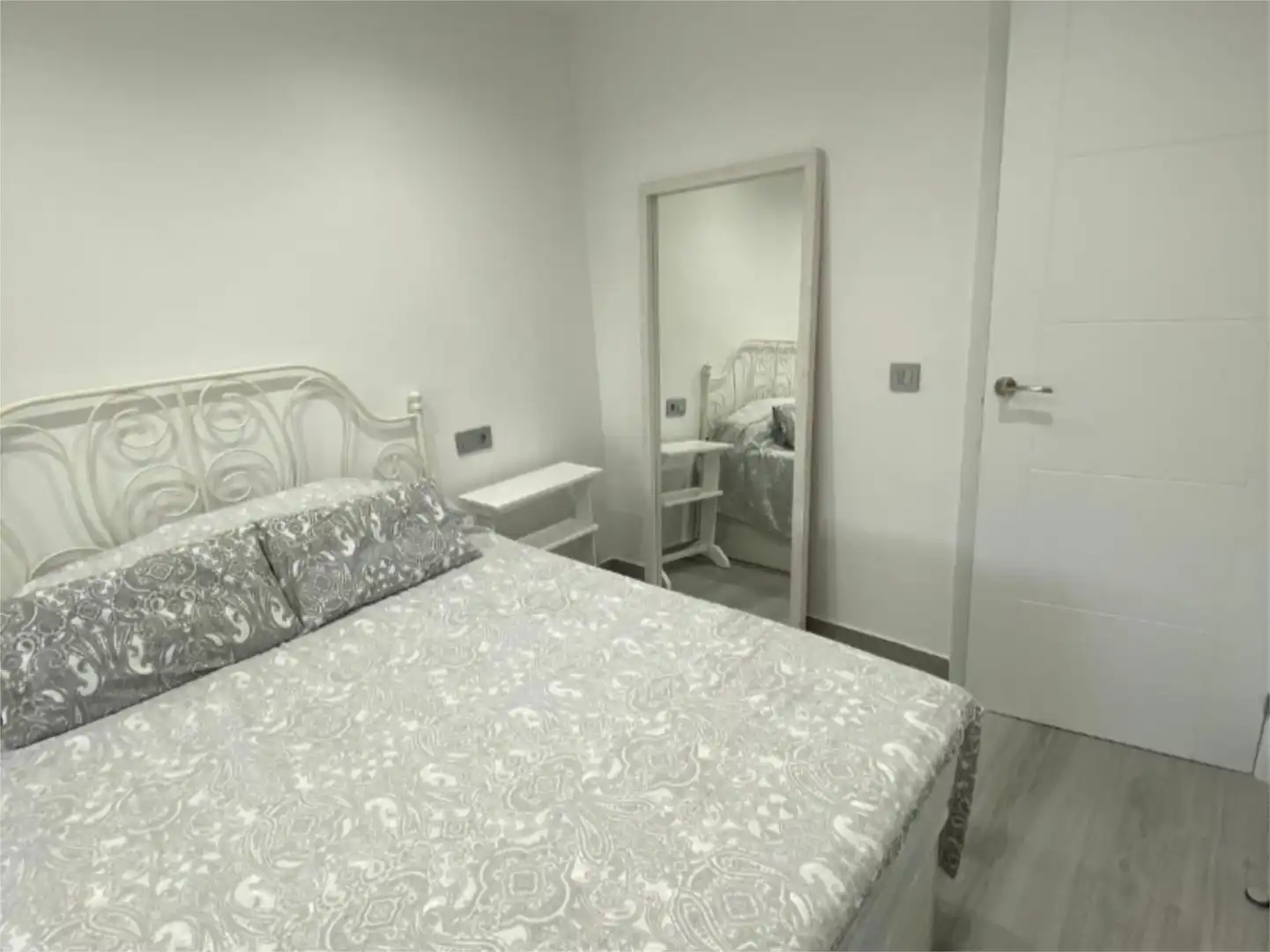 Dúplex en venta en Calle de la Virgen de la Almudena, 4, Colonia Madrid Habitación de Dúplex en venta en Benidorm con Aire acondicionado, Calefacción y Terraza