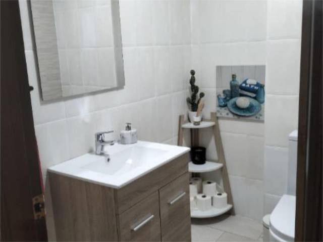 Piso en Venta en Calle Avenida de La Venta, 2 en Benamejí