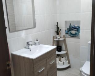 Bathroom of Flat for sale in Benamejí  with Air Conditioner and Balcony