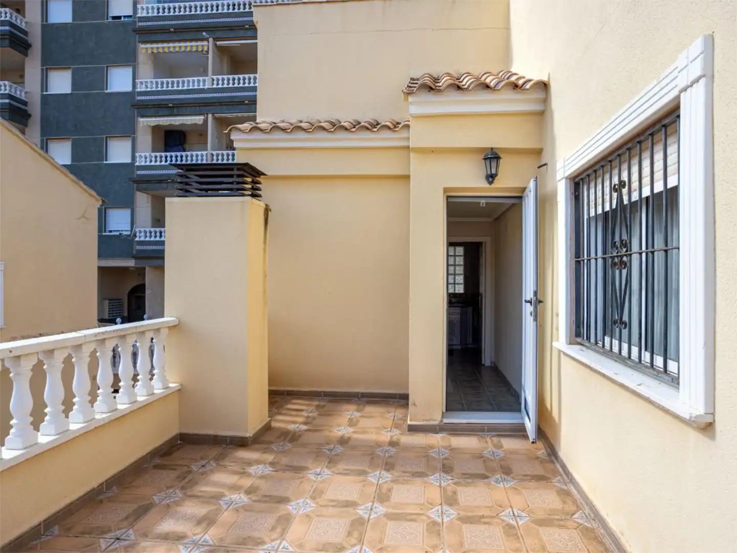 Pis en venda a Carrer Grecia, El Moncayo - El Pòrtic Terrassa de Pis en venda en Guardamar del Segura amb Aire condicionat, Calefacció i Terrassa