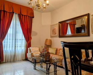 Living room of Flat for sale in  Madrid Capital