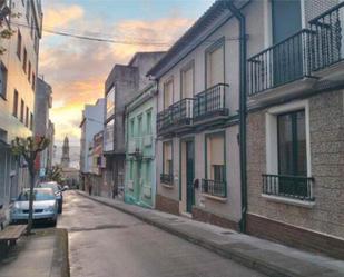 Vista exterior de Casa o xalet de lloguer en Rianxo