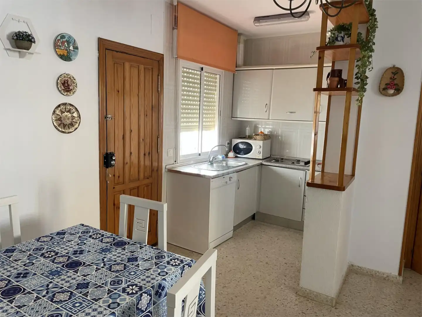Cocina de Casa adosada de alquiler en Islantilla con Calefacción, Terraza y Trastero
