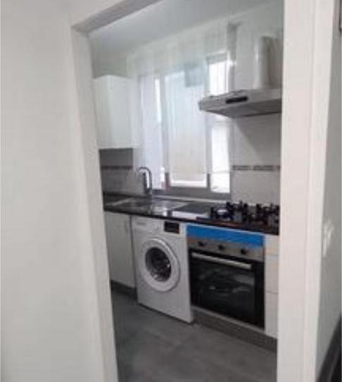 Photo 1 of Flat to rent in Aluche, Madrid