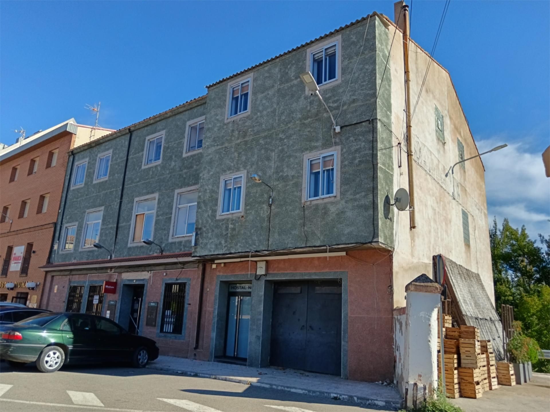 Vista exterior de Casa adosada en venda en Arcos de Jalón amb Traster