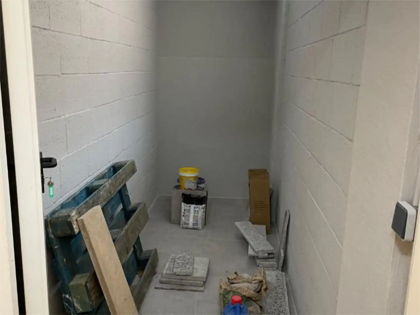 Storage room for sale in Bilbao 