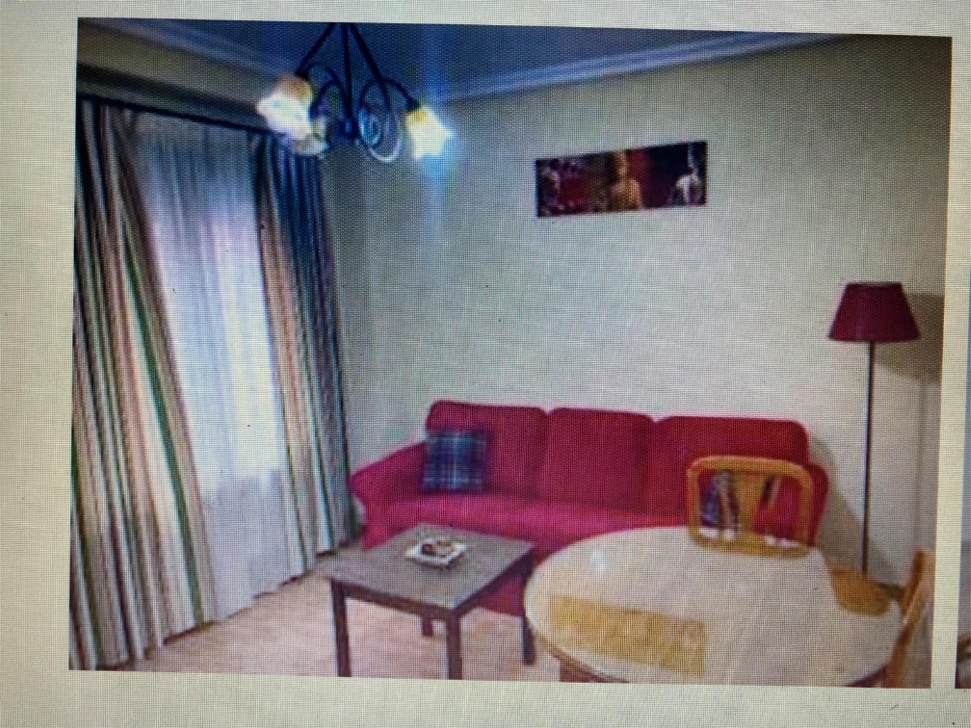 Sala d'estar de Apartament en venda en  Toledo Capital amb Aire condicionat, Calefacció i Terrassa