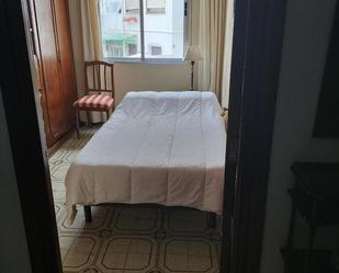 Flat to share in Carrer de Llorca, 4, Nou Moles