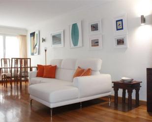 Living room of Flat for sale in Donostia - San Sebastián   with Heating, Parquet flooring and Storage room