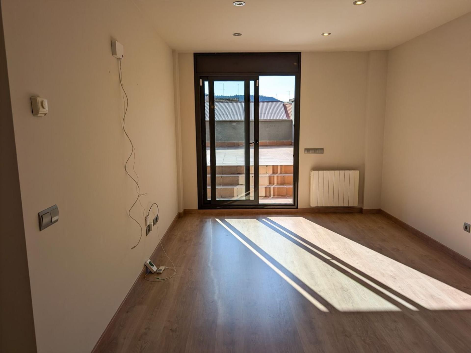 Bedroom of Flat for sale in Callús  with Air Conditioner, Heating and Parquet flooring