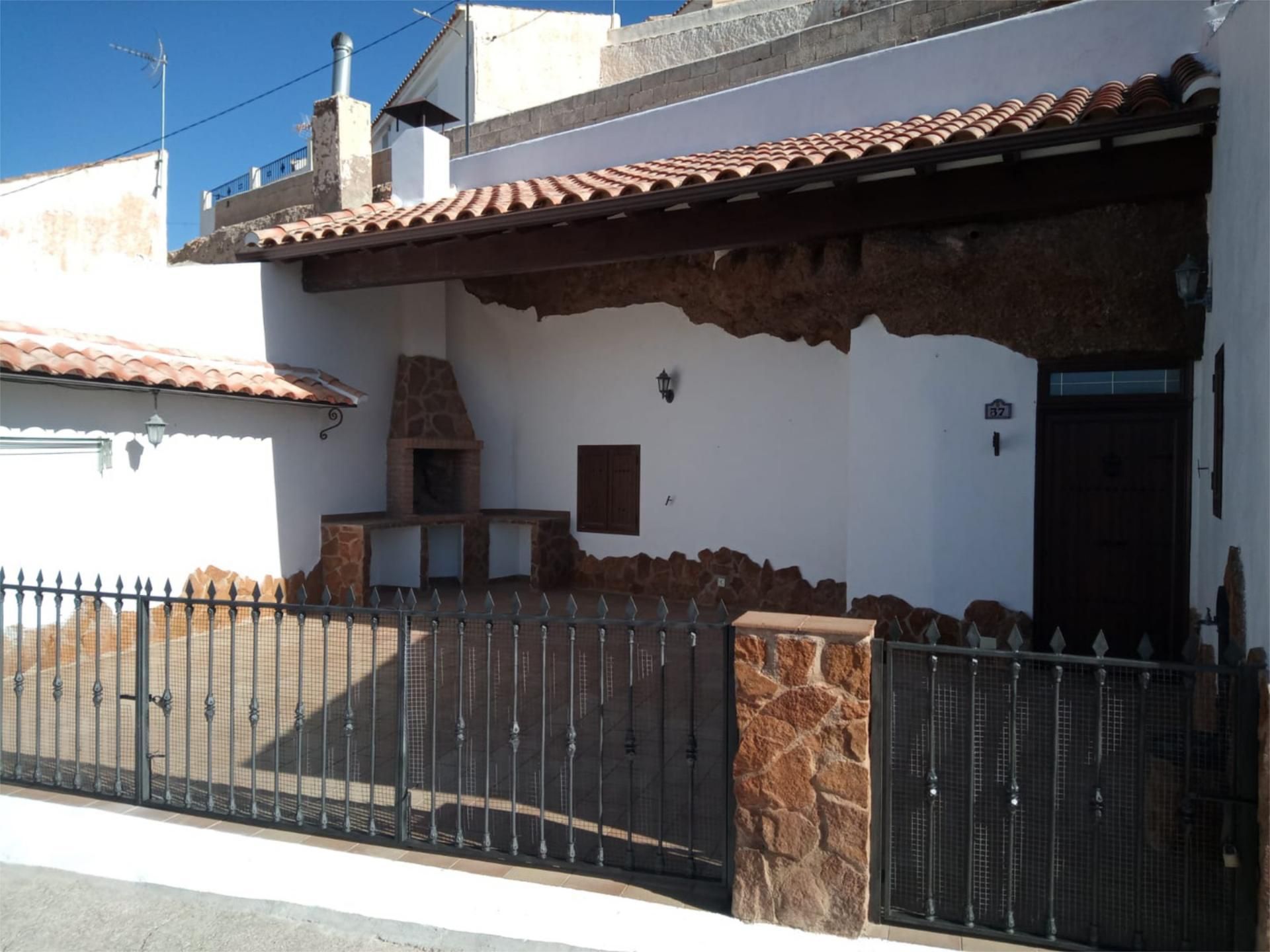 Exterior view of Planta baja for sale in Freila  with Heating and Furnished