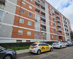 Exterior view of Flat for sale in Ciempozuelos  with Air Conditioner, Terrace and Swimming Pool