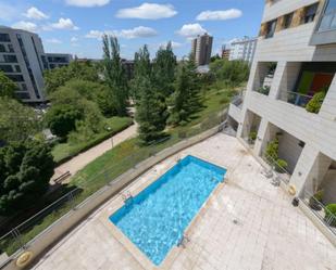 Piscina de Pis de lloguer en  Madrid Capital amb Aire condicionat i Piscina