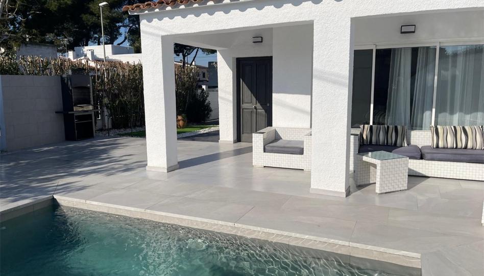 Foto 1 de Casa o xalet de lloguer a Passatge a Ampurias, 7c, Carmençó, Girona