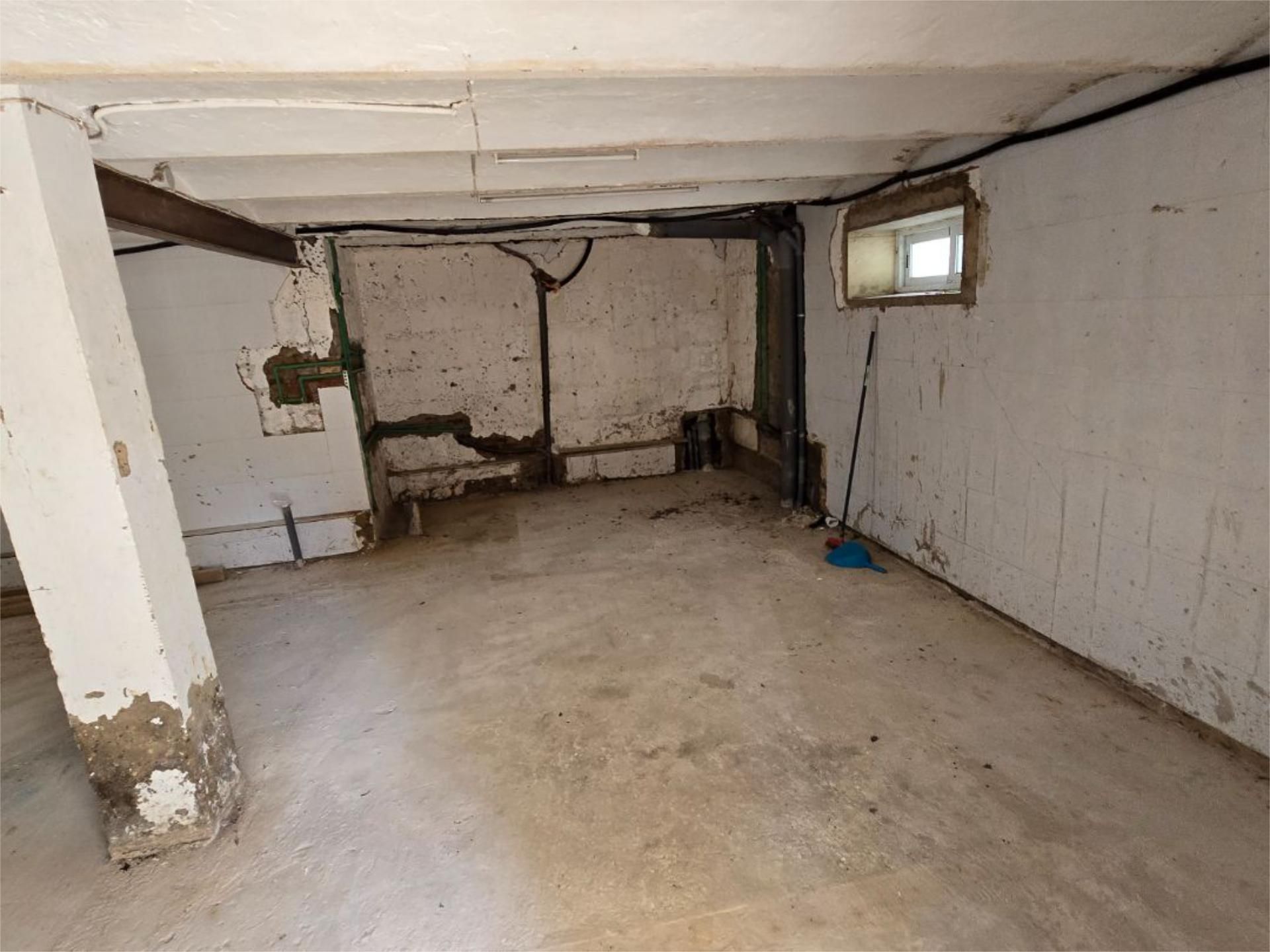 Box room for sale in  Melilla Capital