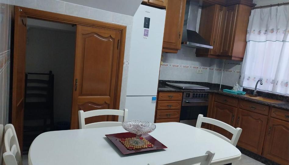 Foto 1 de Casa o xalet de lloguer a Leiro, 26, Miño, A Coruña